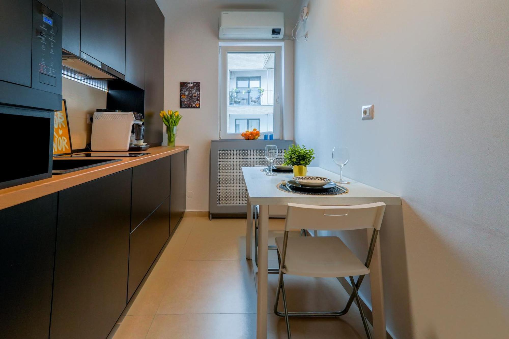 Ana - Cozy & Quiet Apt With Balcony & Garden View Bucharest Exterior photo