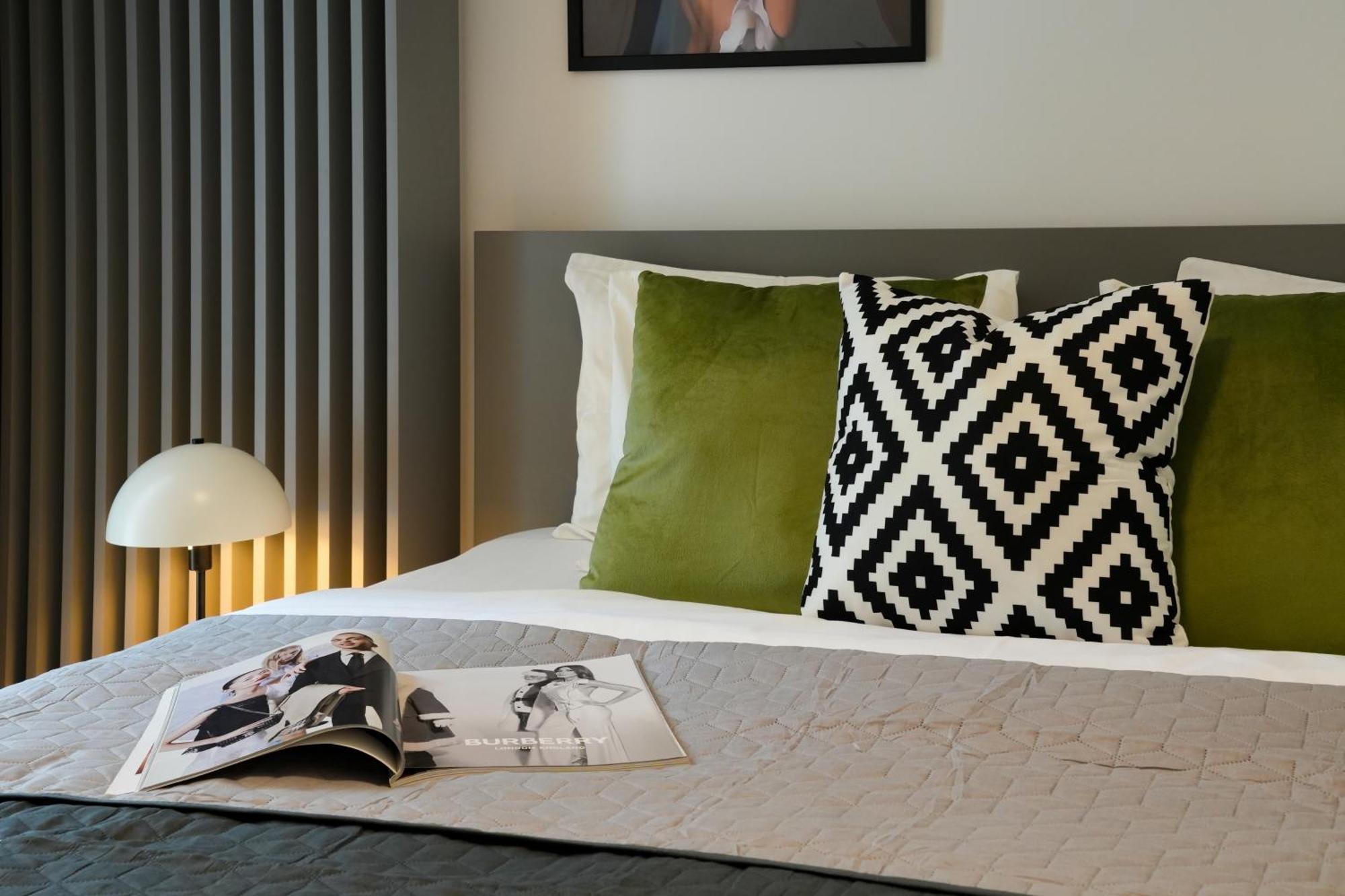 Ana - Cozy & Quiet Apt With Balcony & Garden View Bucharest Exterior photo